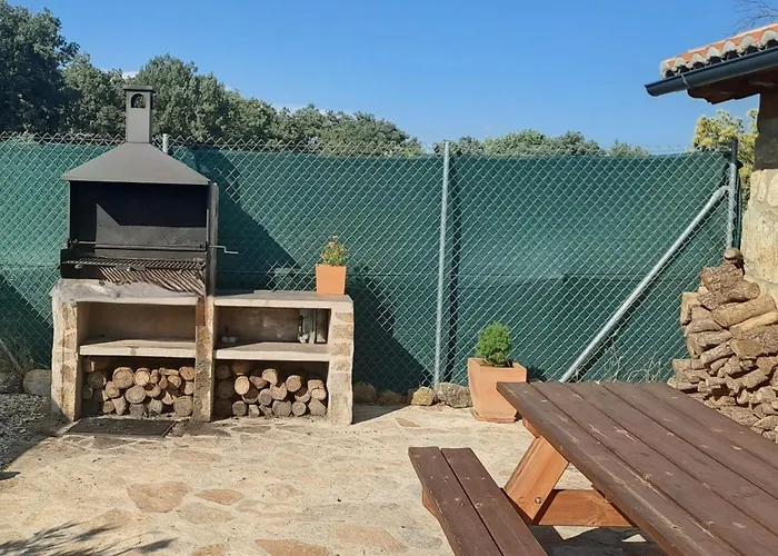 Casa Rural La Casaca En Plena Sierra De Gredos